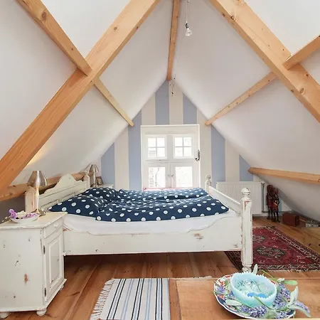 Holiday Charming Castle Bergen